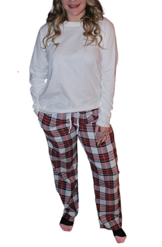 Ladies 2 Piece Flannel Pajama Set. Style 4300. Multi